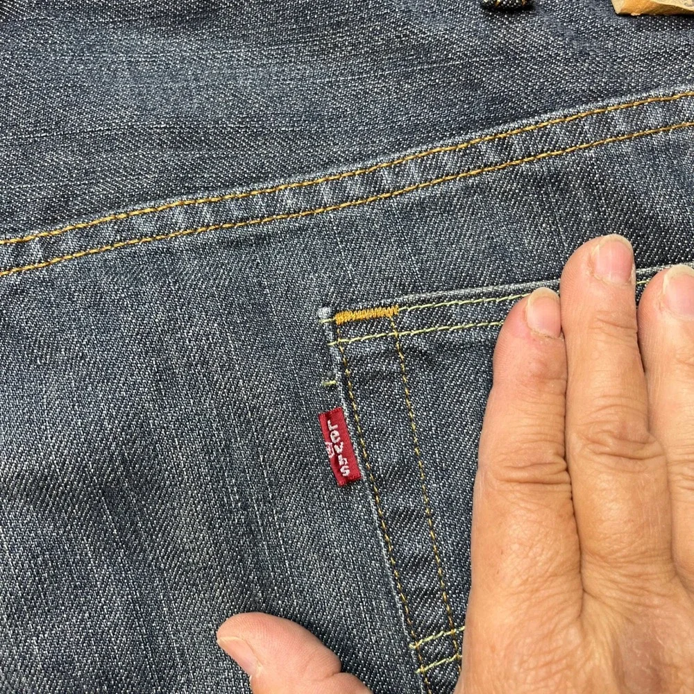 Levi's 550 Jeans Men 44x29 Dark Wash 5-Pocket Straight Leg Relaxed Fit Denim EUC